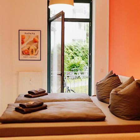 Design Apartment Stadtfeld-Ost Mit Netflix & 2 Schlafzimmern Magdeburg Ngoại thất bức ảnh