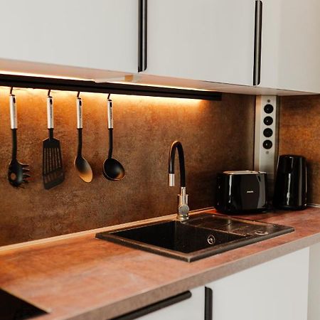 Design Apartment Stadtfeld-Ost Mit Netflix & 2 Schlafzimmern Magdeburg Ngoại thất bức ảnh