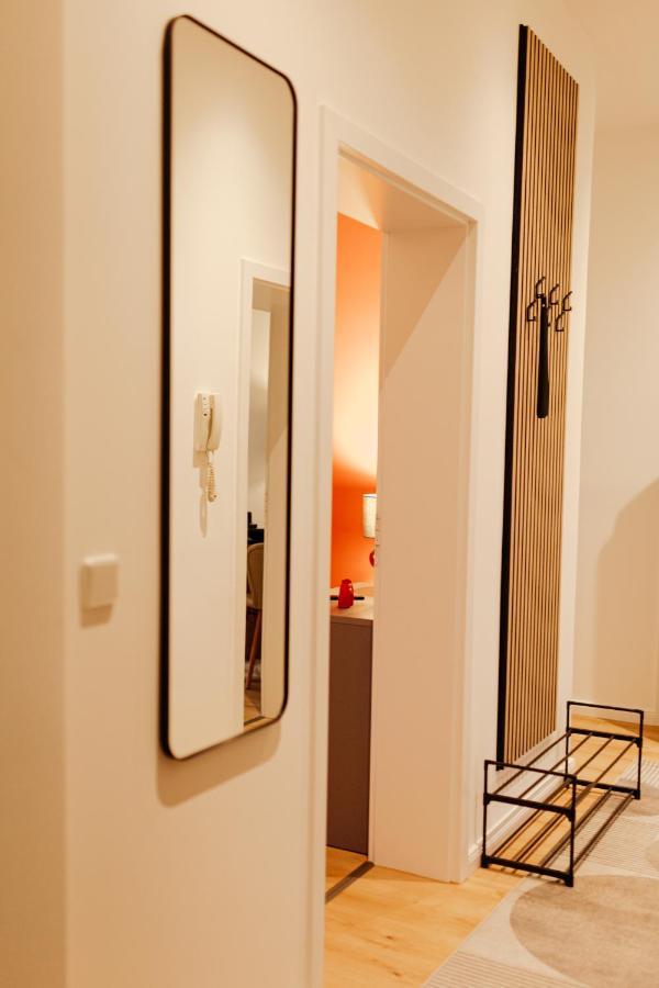 Design Apartment Stadtfeld-Ost Mit Netflix & 2 Schlafzimmern Magdeburg Ngoại thất bức ảnh