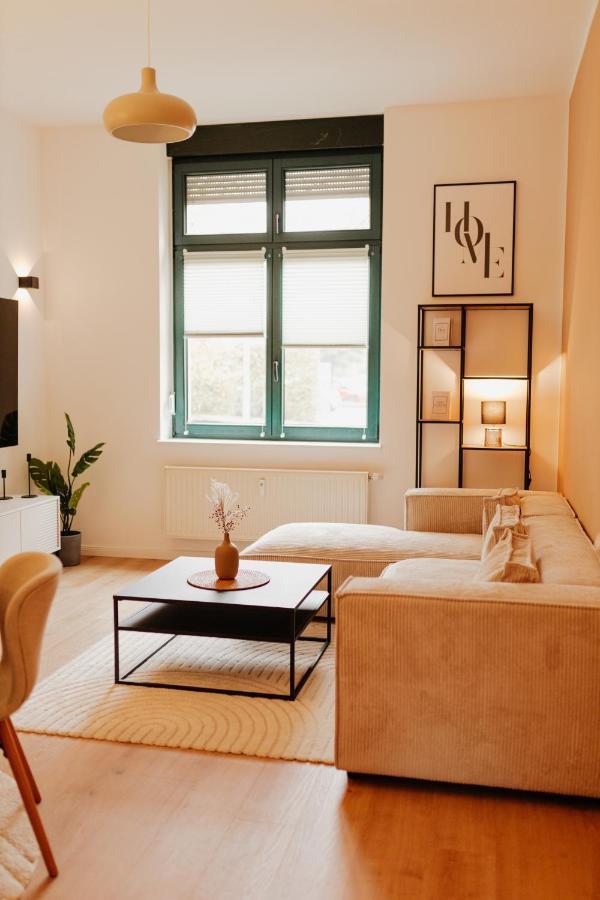 Design Apartment Stadtfeld-Ost Mit Netflix & 2 Schlafzimmern Magdeburg Ngoại thất bức ảnh